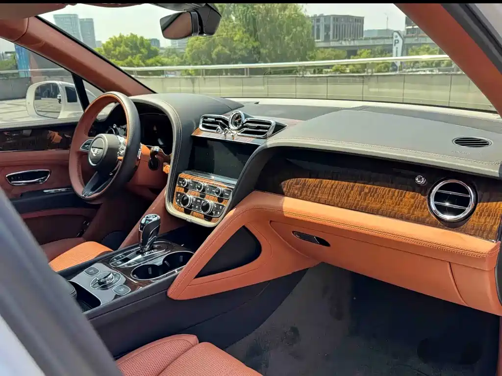 Bentley Bentayga 2021 4.0T V8