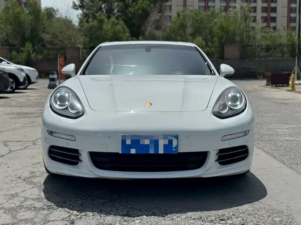 Porsche Panamera 2014 Panamera 4 3.0T