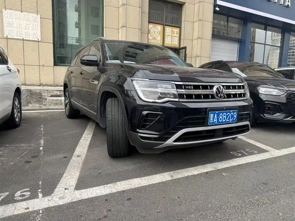 Volkswagen Teramont 2024 530 V6