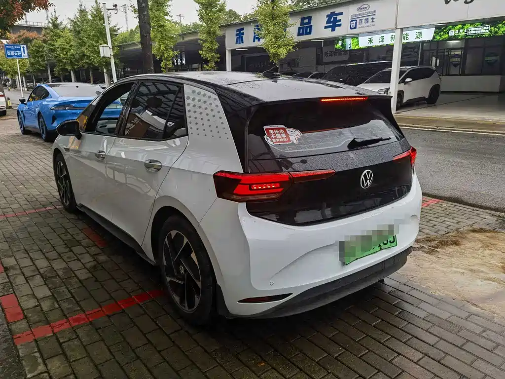 Volkswagen ID.3 — миниатюра 4