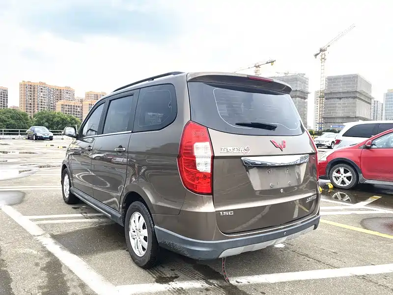 Wuling Hongguang — миниатюра 4