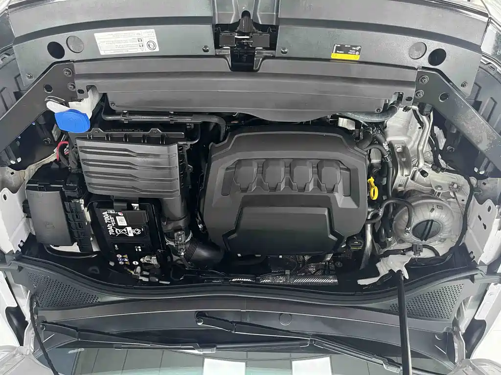 Volkswagen Tiguan L — миниатюра 24