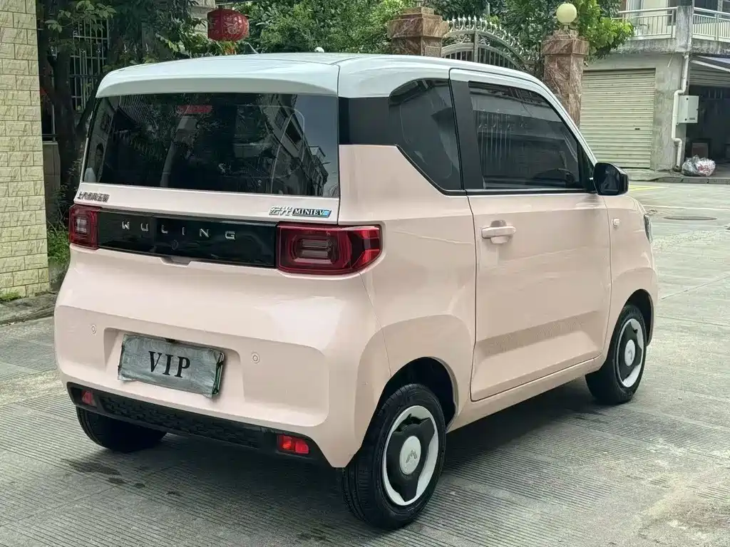 Wuling MINIEV — миниатюра 7