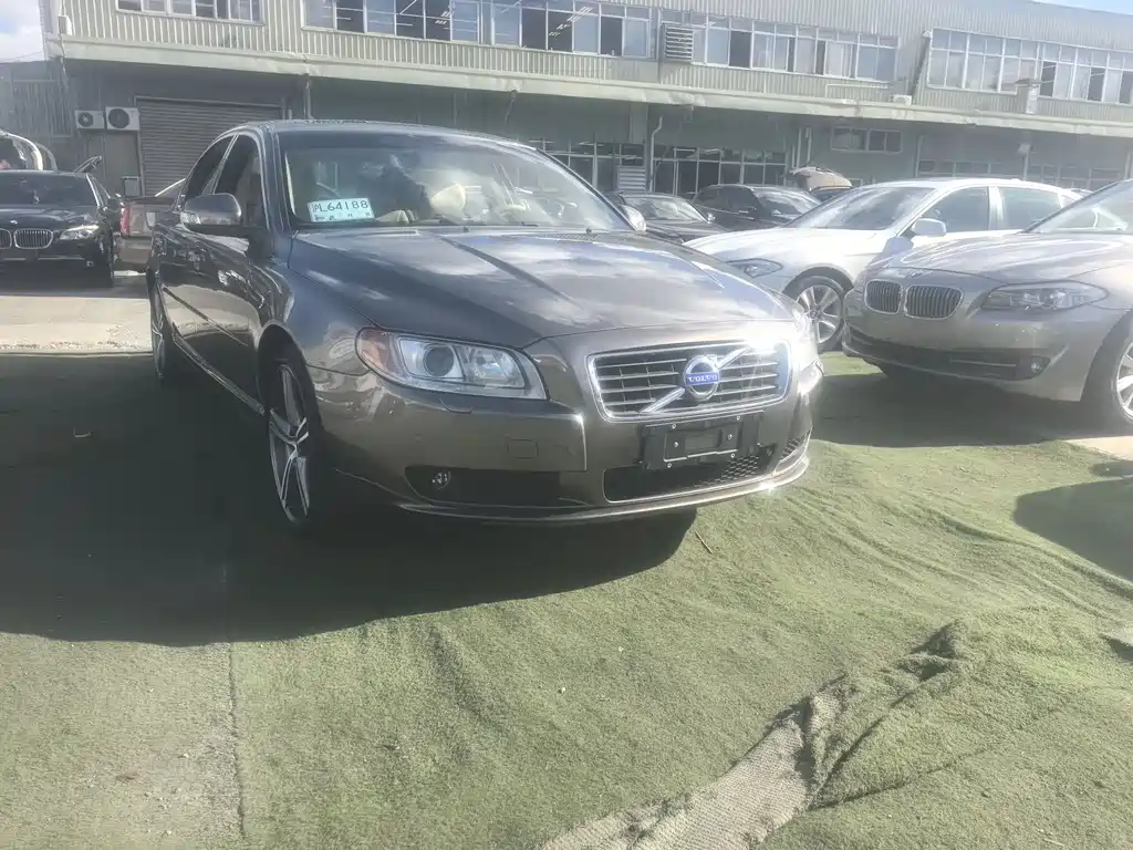 Volvo S80L 2009 2.5T