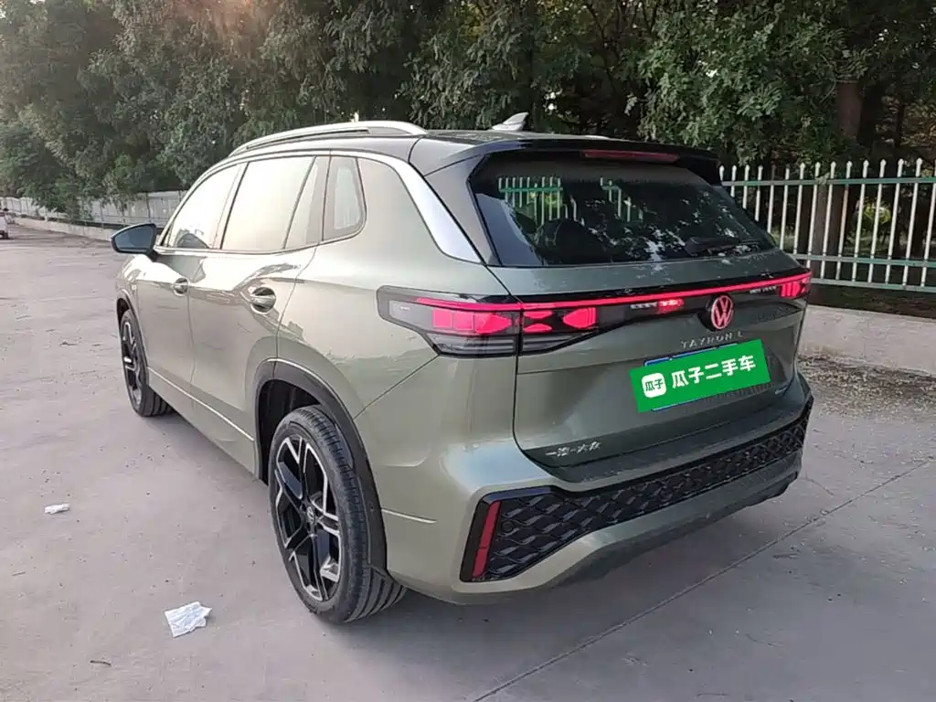 Volkswagen Tayron 2025 L 380TSI Luxury Easy