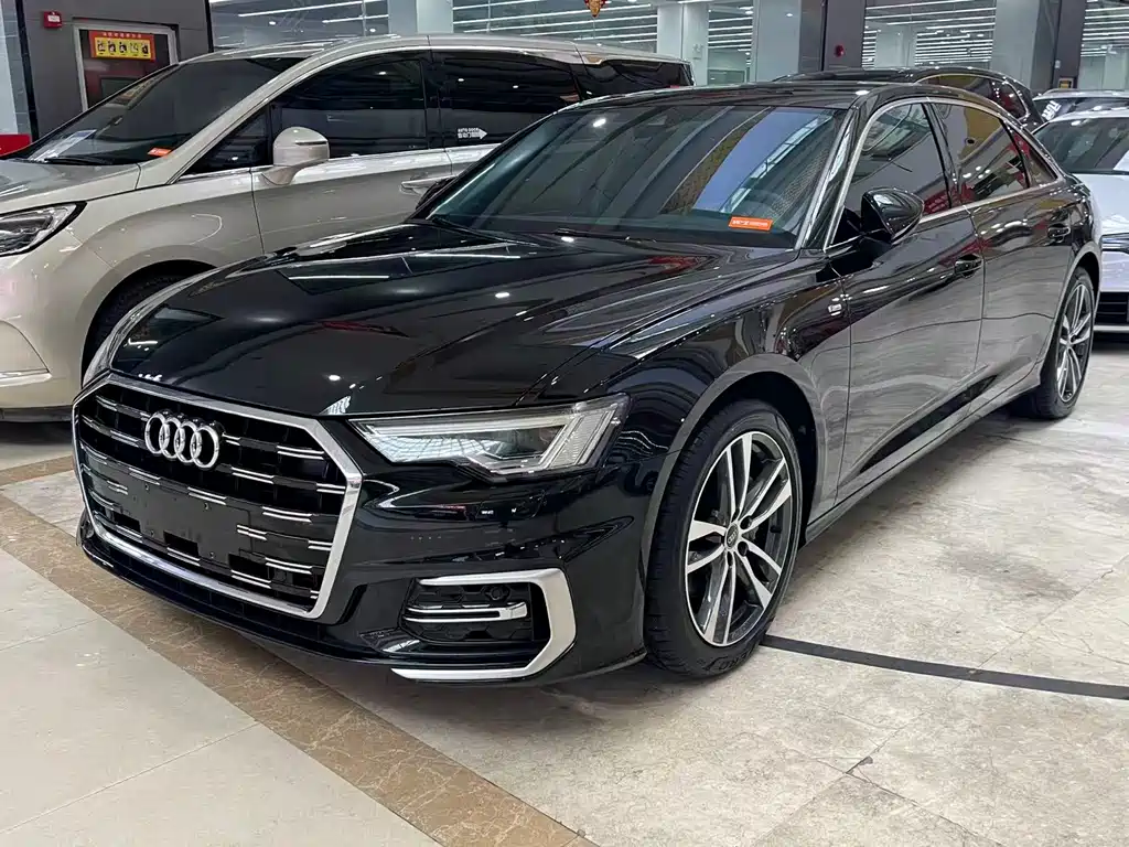Audi A6L 2022