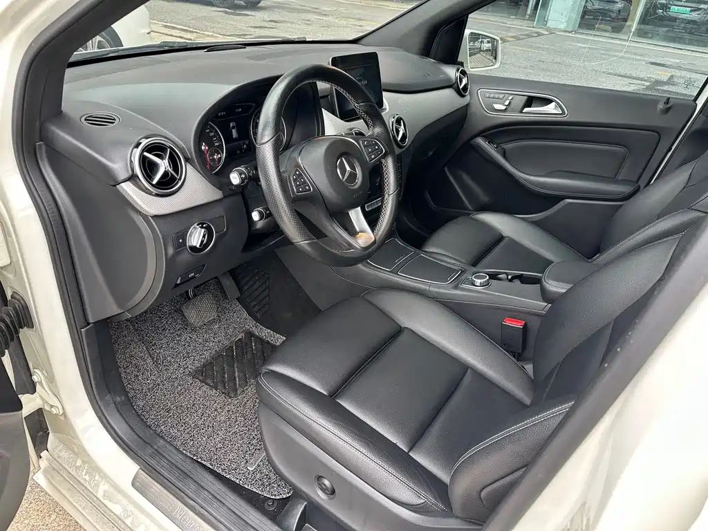 Mercedes-Benz B-Class — миниатюра 14