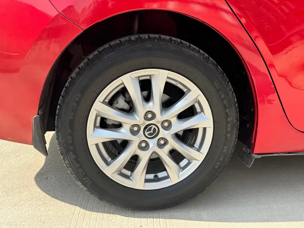 Mazda 3 Axela — миниатюра 14