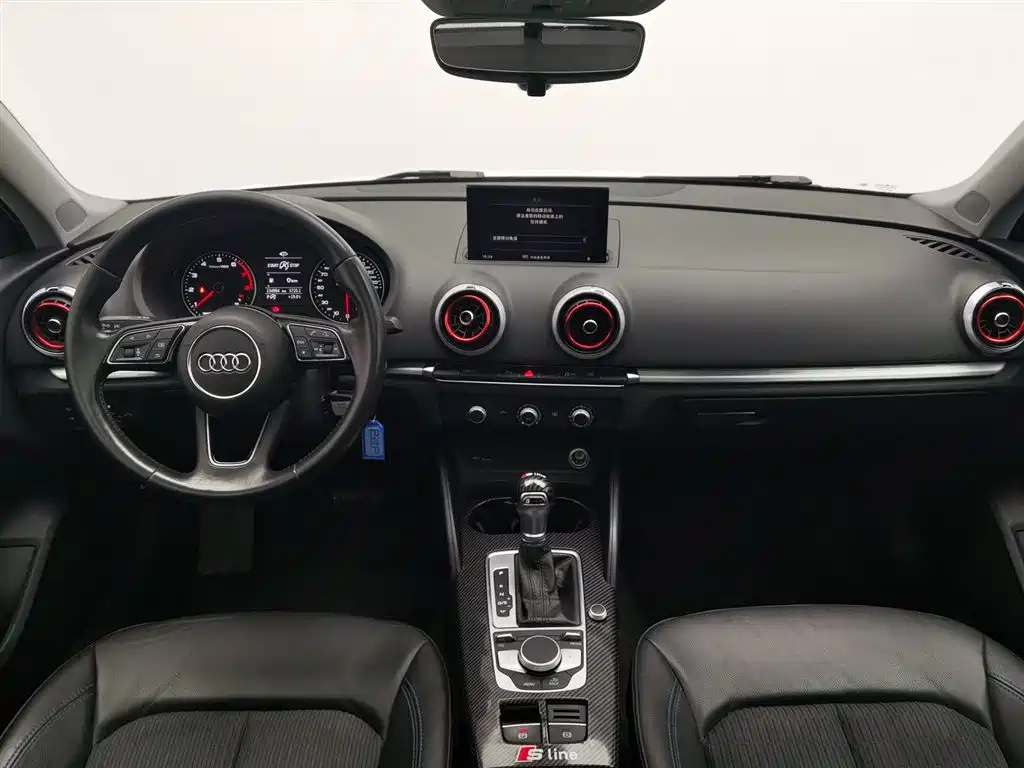 Audi A3 2019 Limousine 35 TFSI Fashion VI