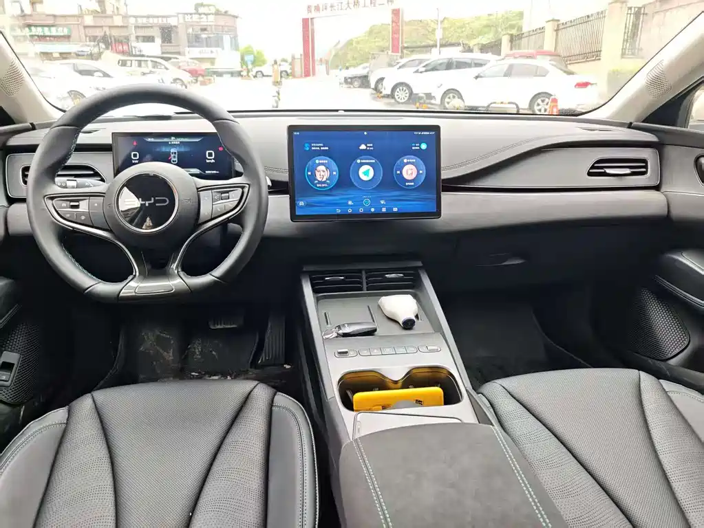 BYD SEAL 06 NEW ENERGY