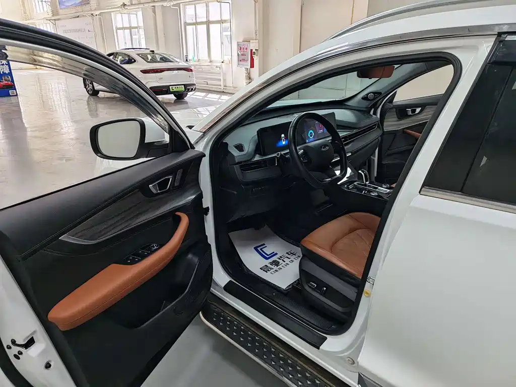 Chery Tiggo 8 PLUS — миниатюра 11
