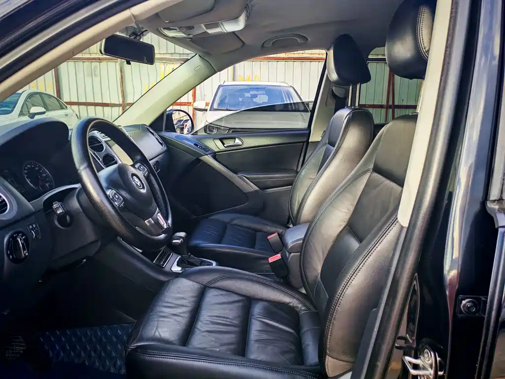 Volkswagen Tiguan — миниатюра 8