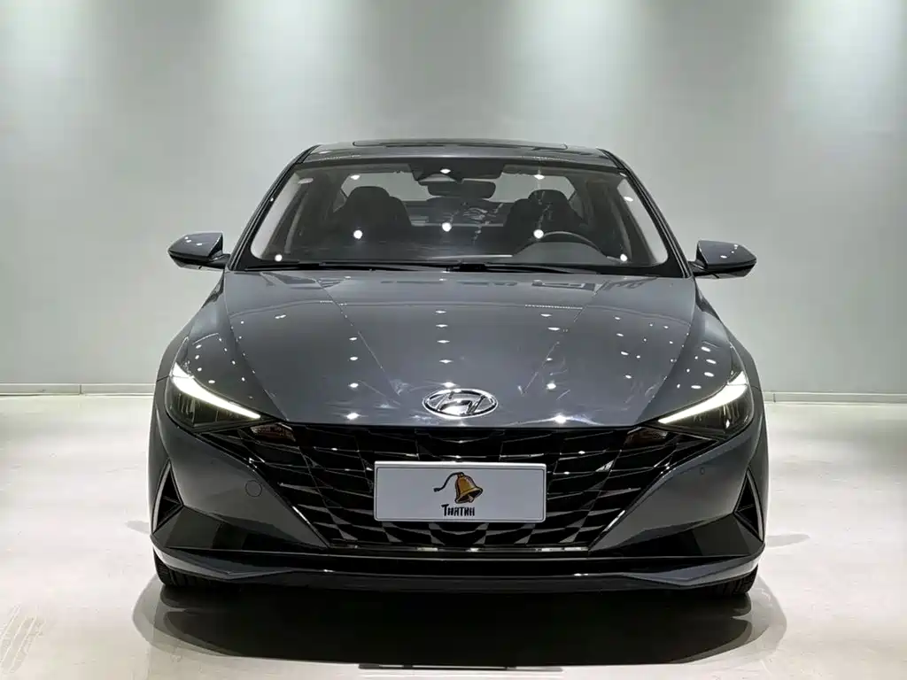 Hyundai Elantra 2022 1.5L CVT LUX Luxury