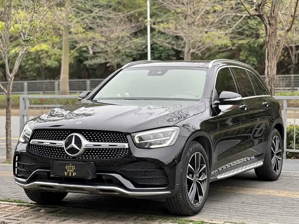 Mercedes-Benz GLC 2023