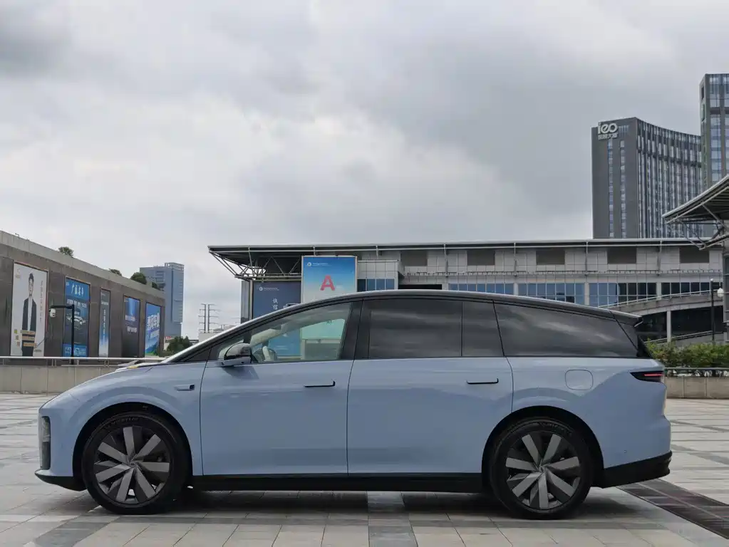Li Auto Идеальный I8 — миниатюра 4