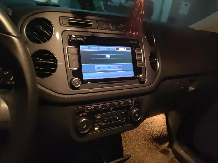 Volkswagen Tiguan — миниатюра 13