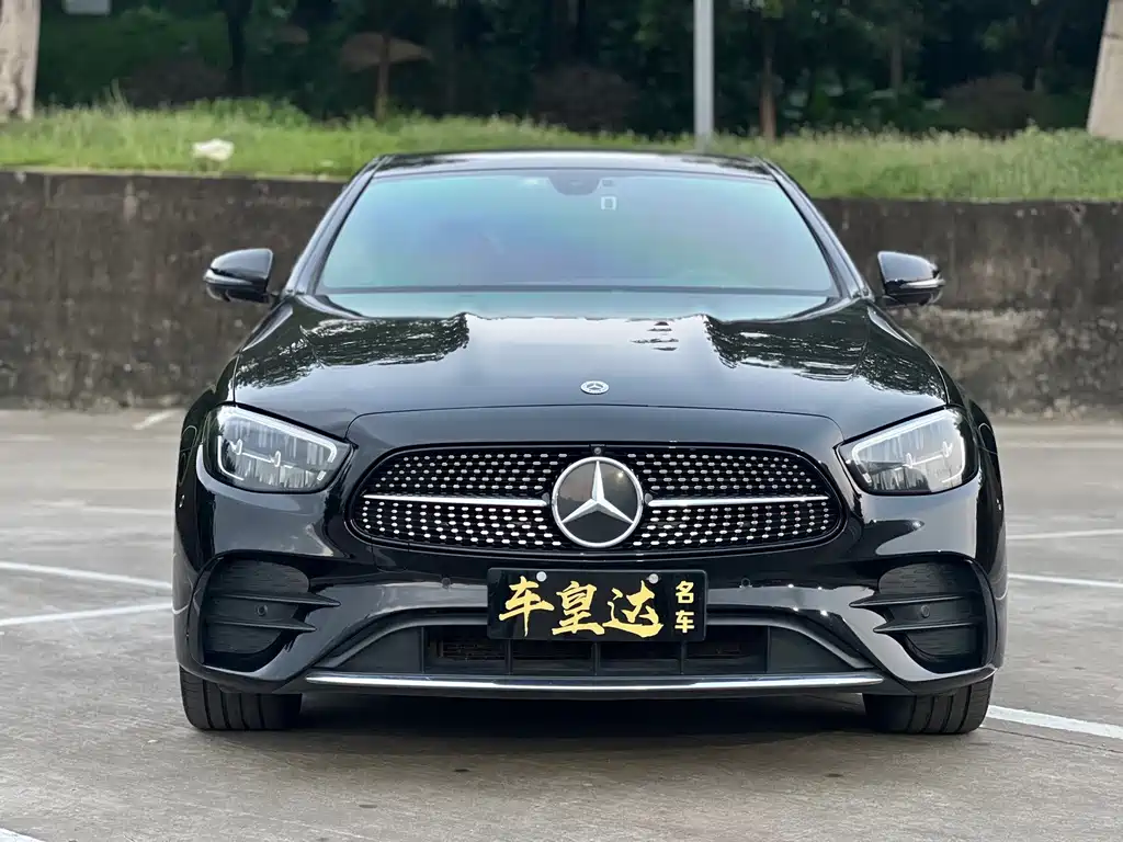 Mercedes-Benz E-Class — миниатюра 2