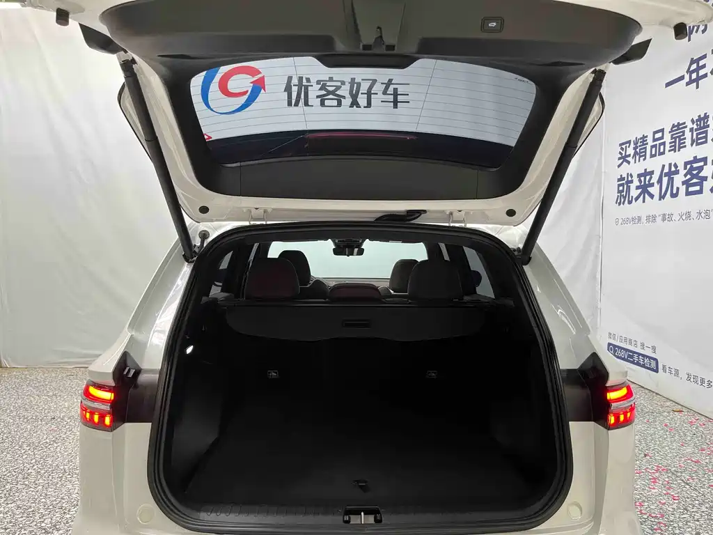 Geely Xingyue L — миниатюра 14