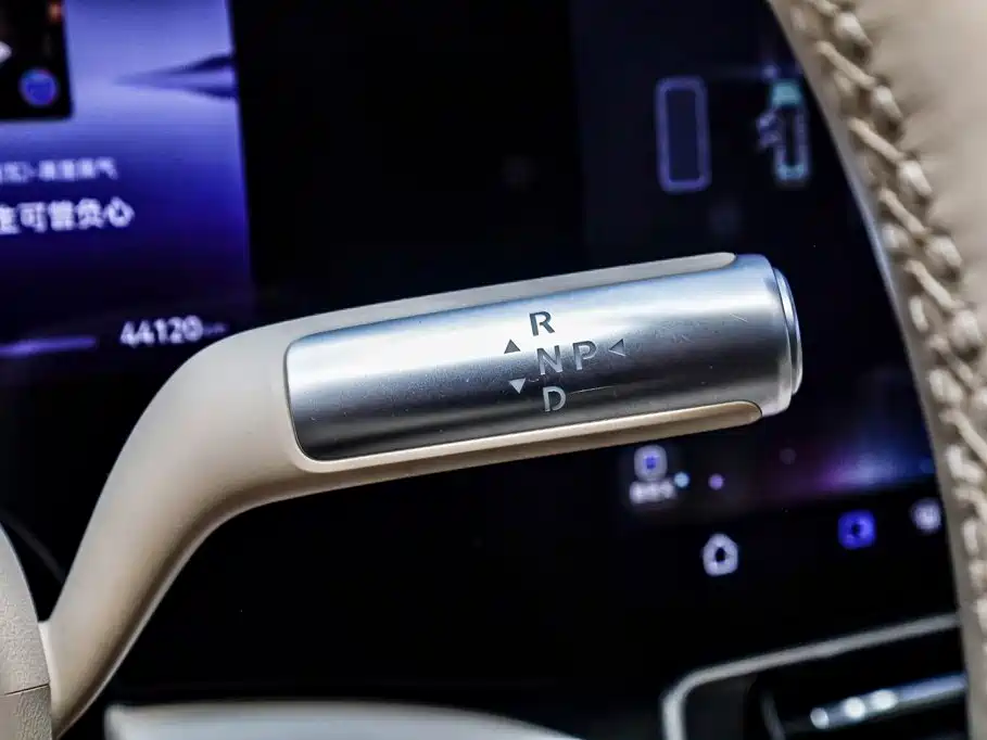 AITO AITO M9 — миниатюра 20