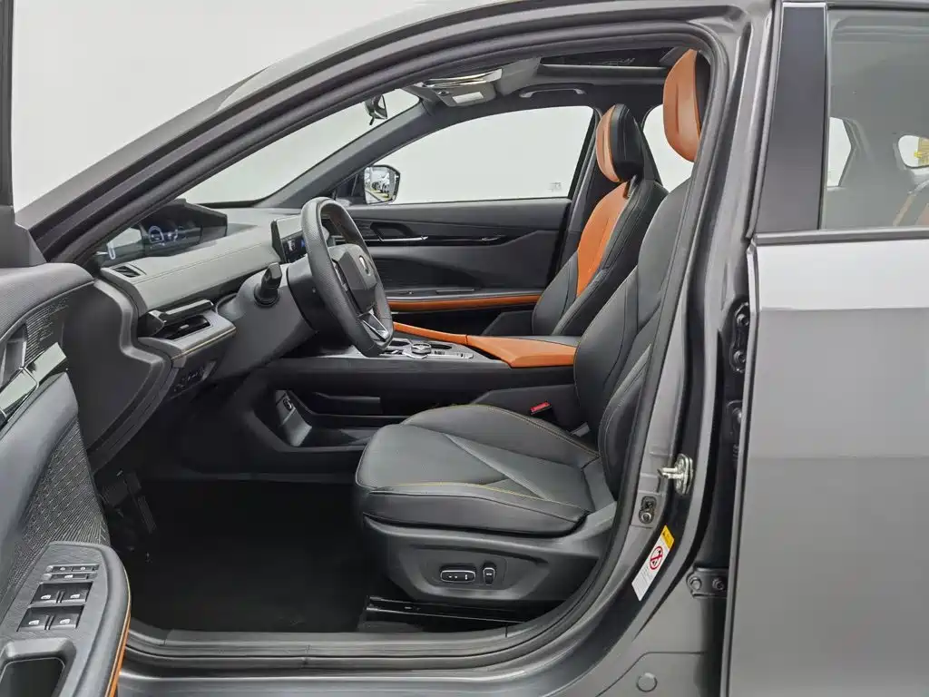 Changan UNI-V iDD — миниатюра 10