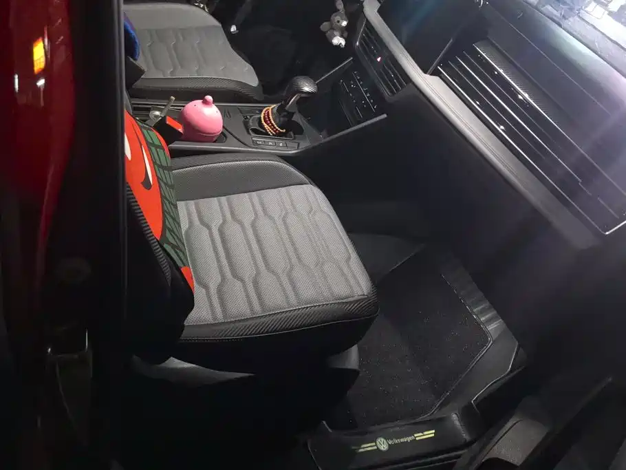 Volkswagen Tiguan X — миниатюра 8