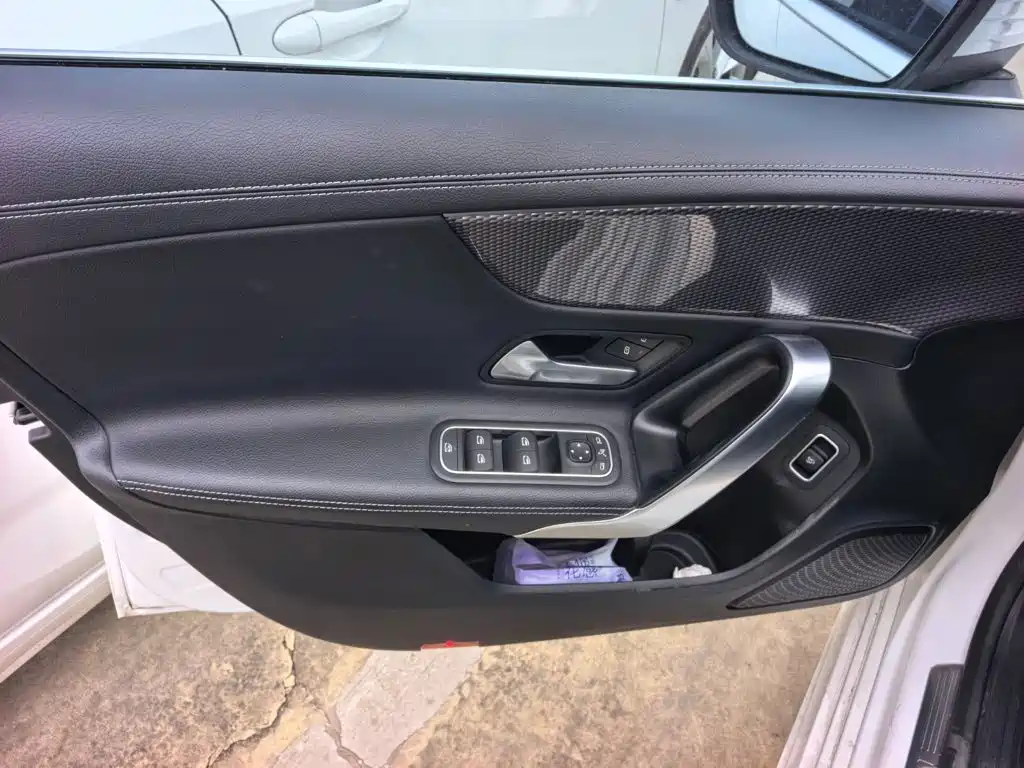 Mercedes-Benz A-Class 2022 — фото 7