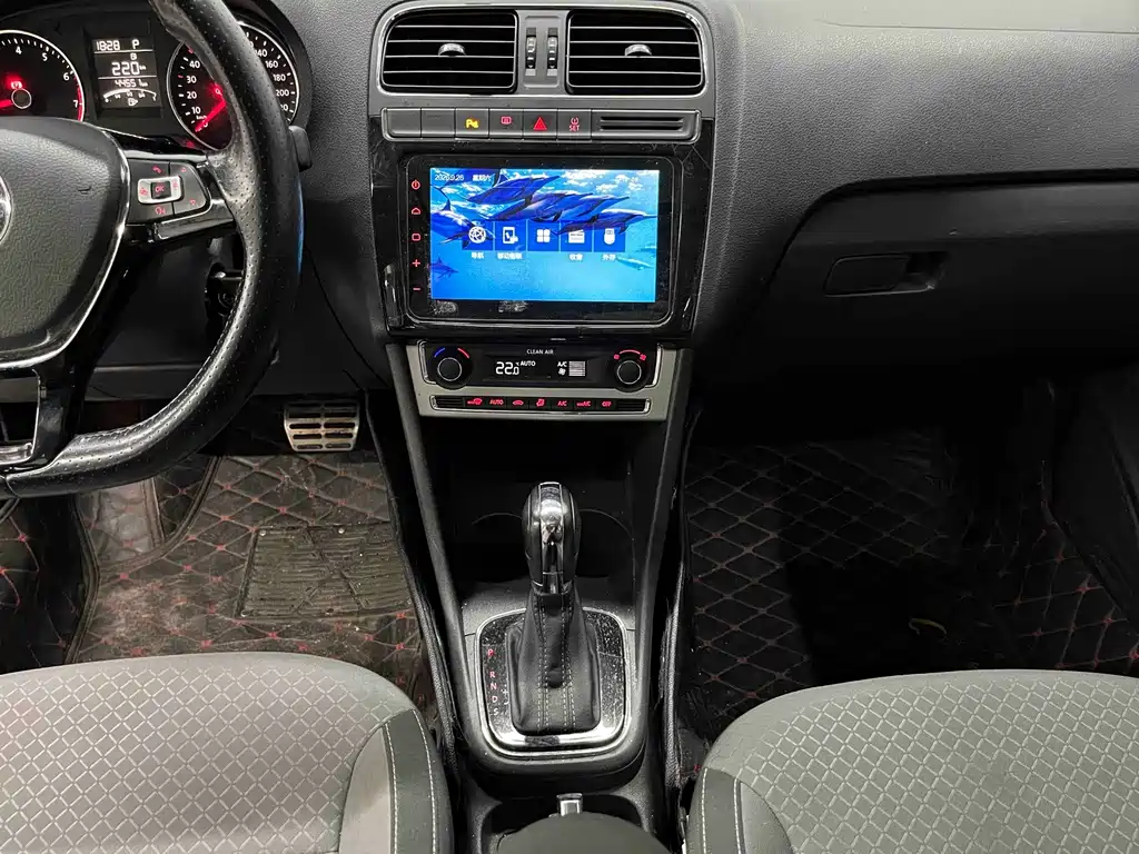 Volkswagen Polo — миниатюра 11
