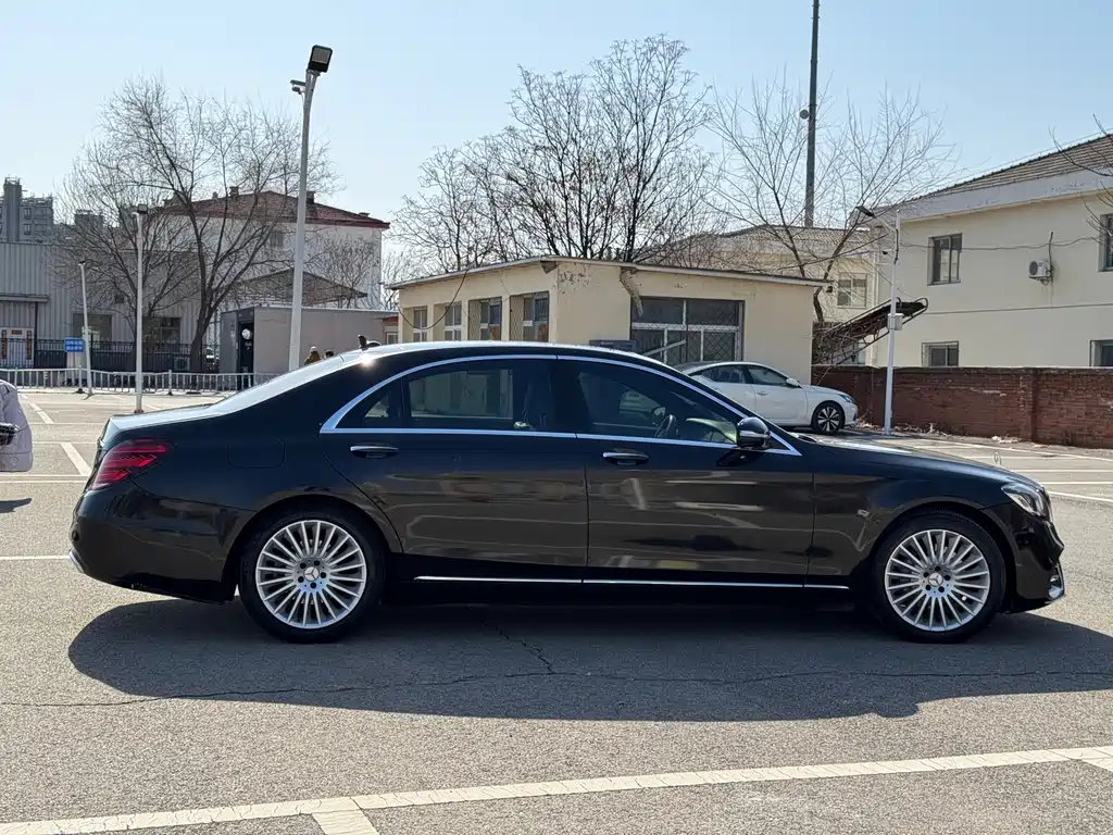 MERCEDES-BENZ S CLASS