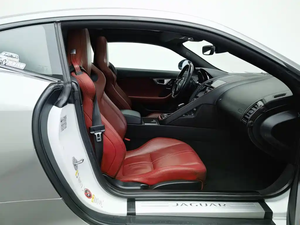 Jaguar F-TYPE — миниатюра 23