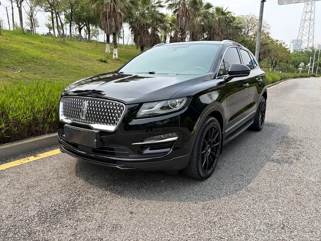 Lincoln MKC 2019