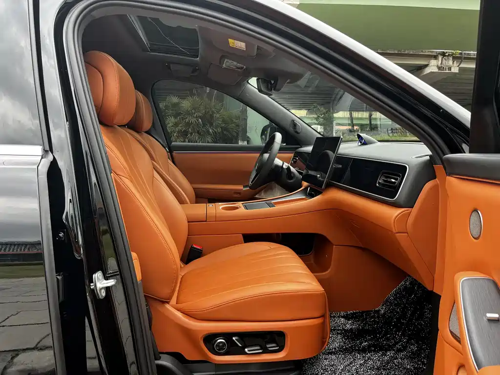 AITO ASK THE WORLD M7