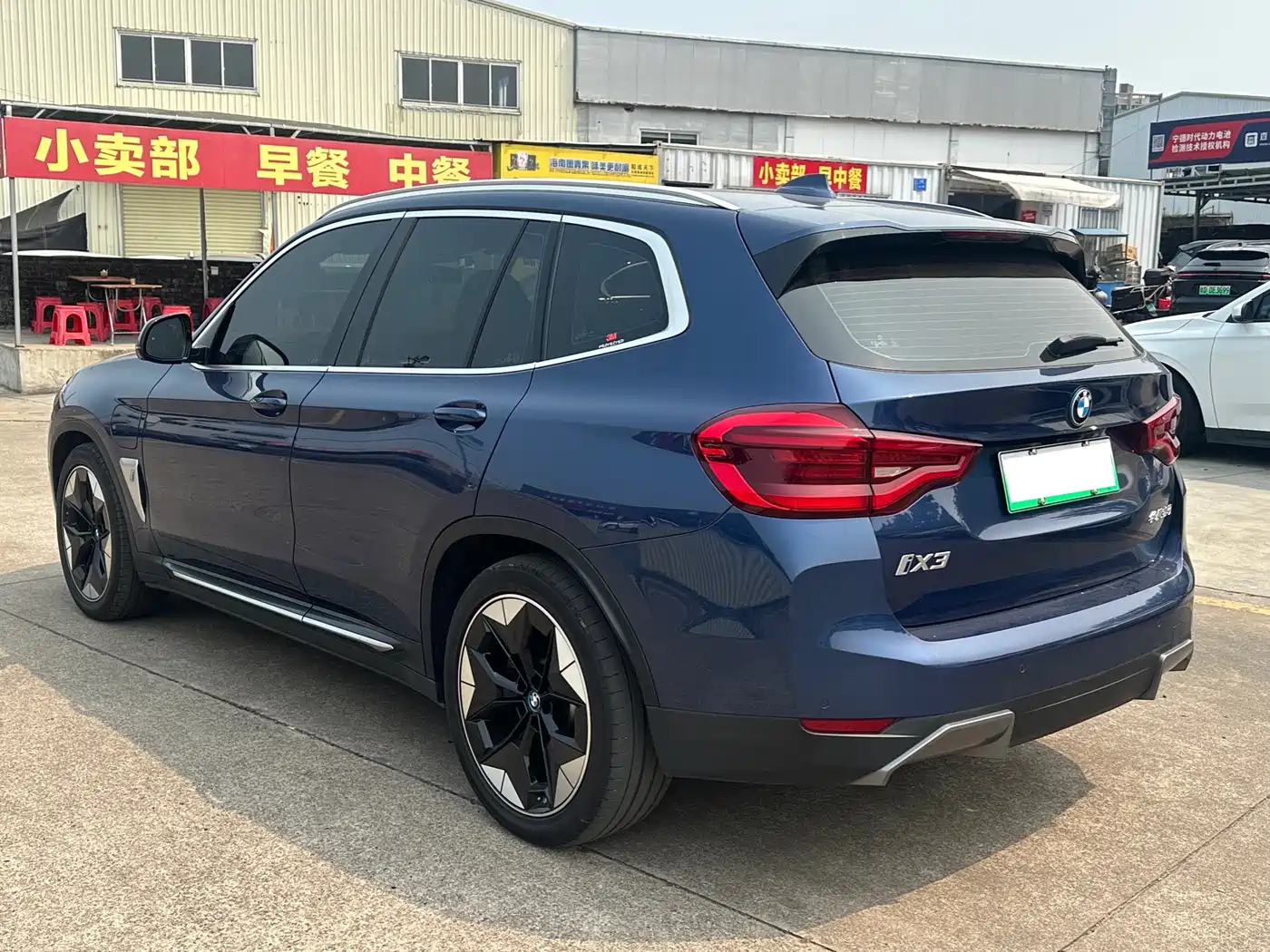 BMW iX3