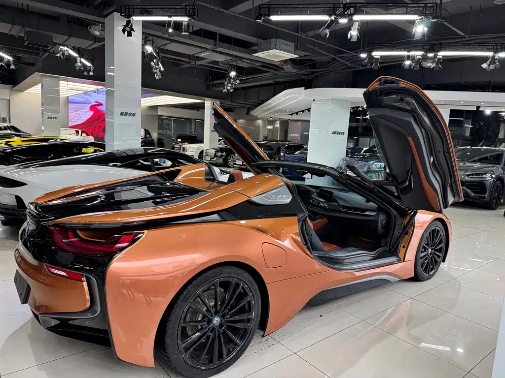 BMW I8