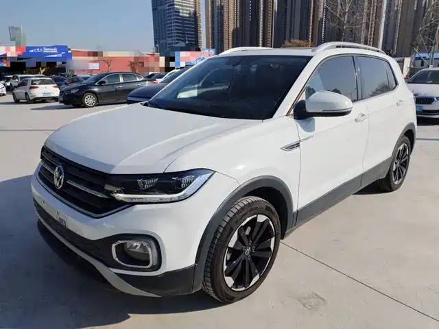 VOLKSWAGEN EXPLORING THE SHADOW