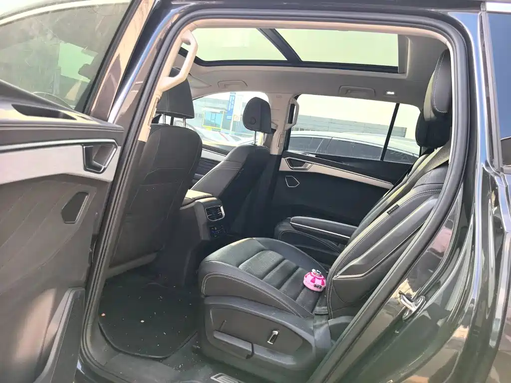 Volkswagen Talagon — миниатюра 11