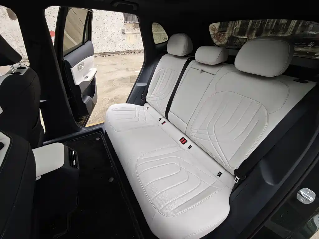 GEELY GALAXY GALAXY STARSHIP 7 EM I