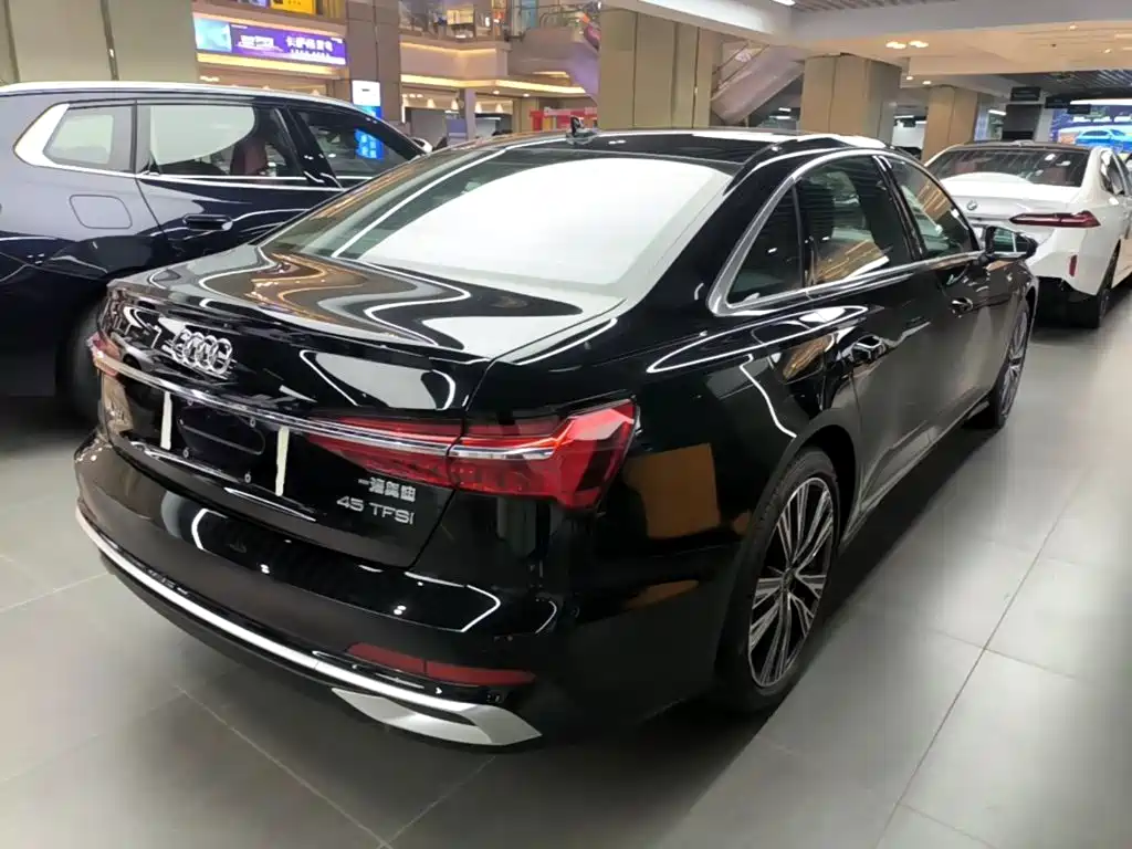 Audi A6L 2026 45 TFSI