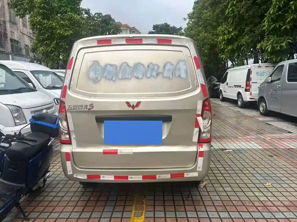 WULING AUTOMOBILE WULING RONGGUANG