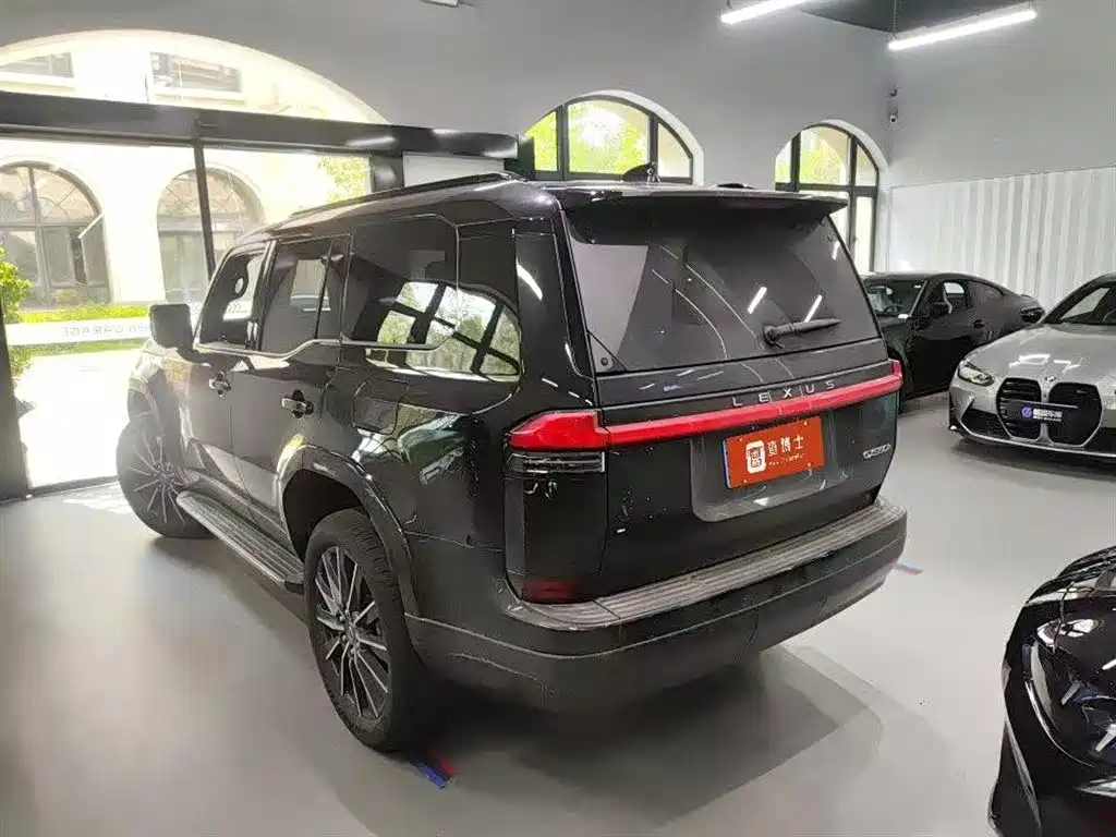 Lexus GX 2026 ULTRA