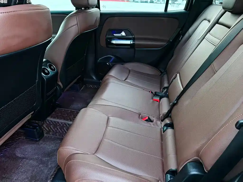 Mercedes-Benz GLB — миниатюра 6