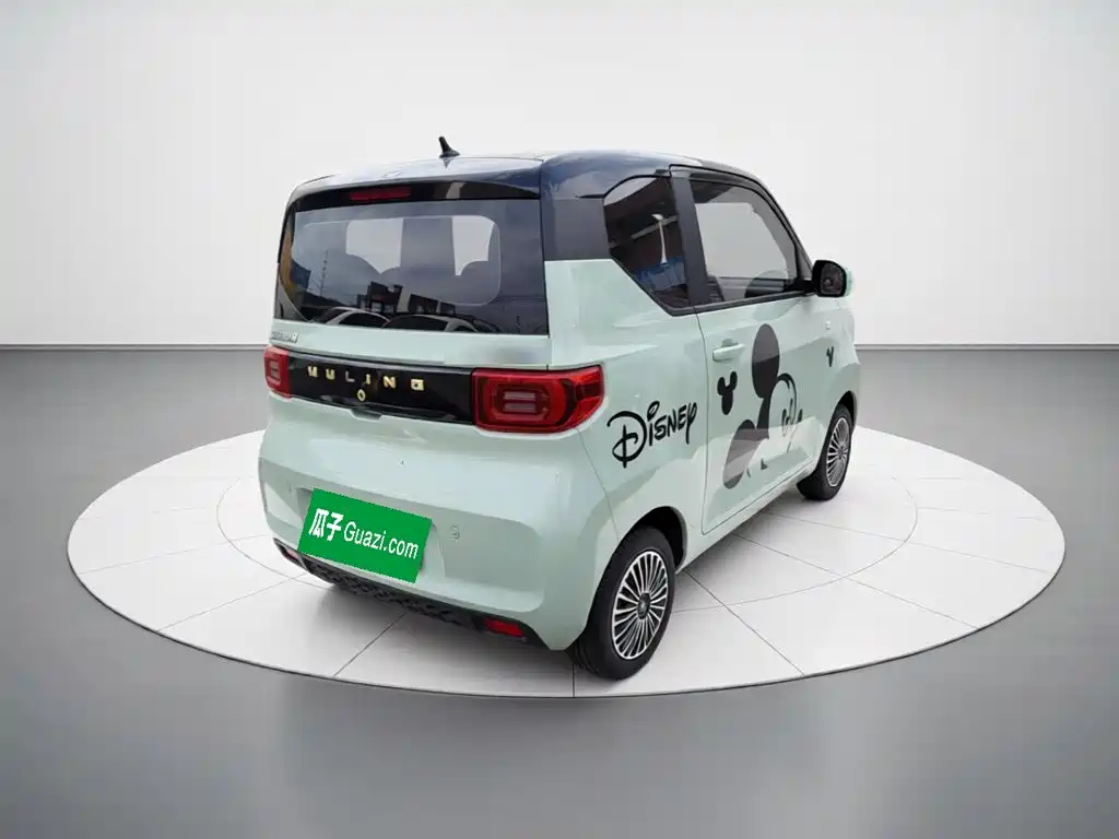 Wuling MINIEV — миниатюра 4