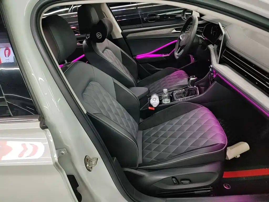 Volkswagen Sagitar — миниатюра 25