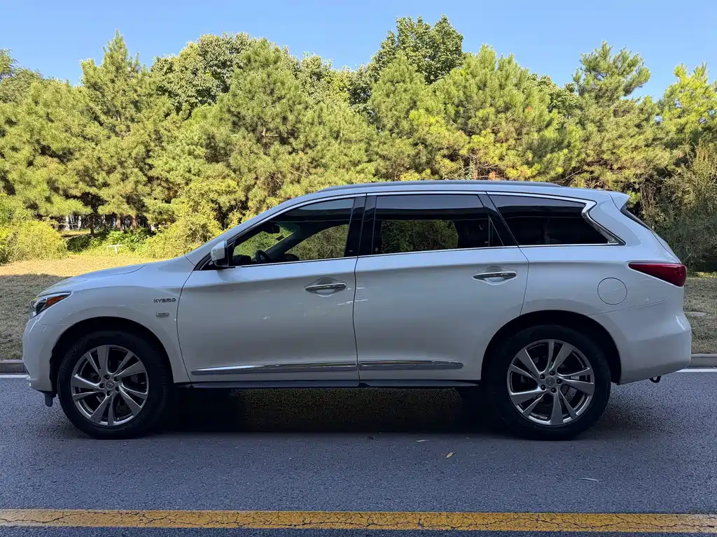 Infiniti QX60 (Import) — миниатюра 3