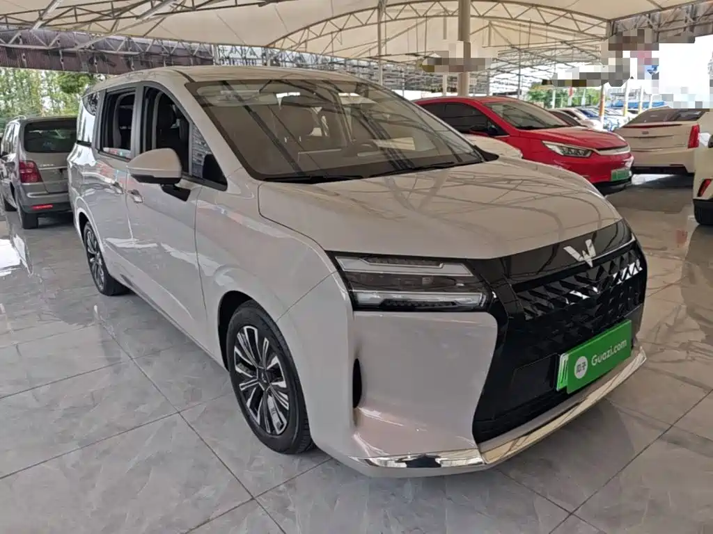 Wuling Xingguang 730 New Energy — миниатюра 4