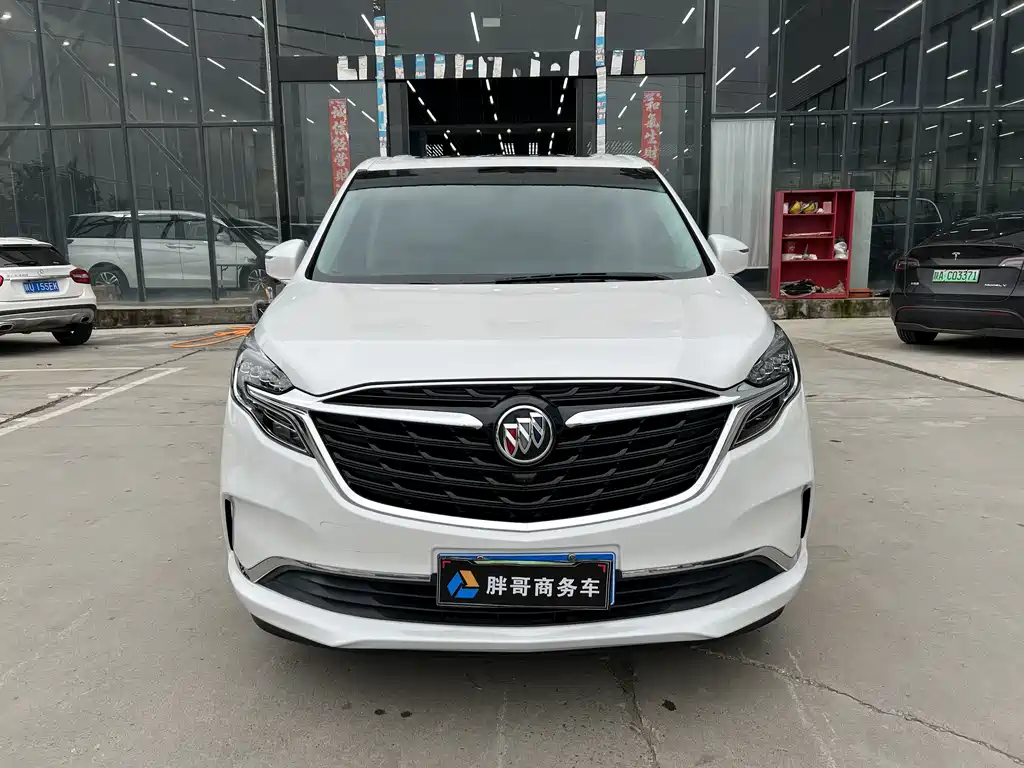 Buick GL8 — миниатюра 2