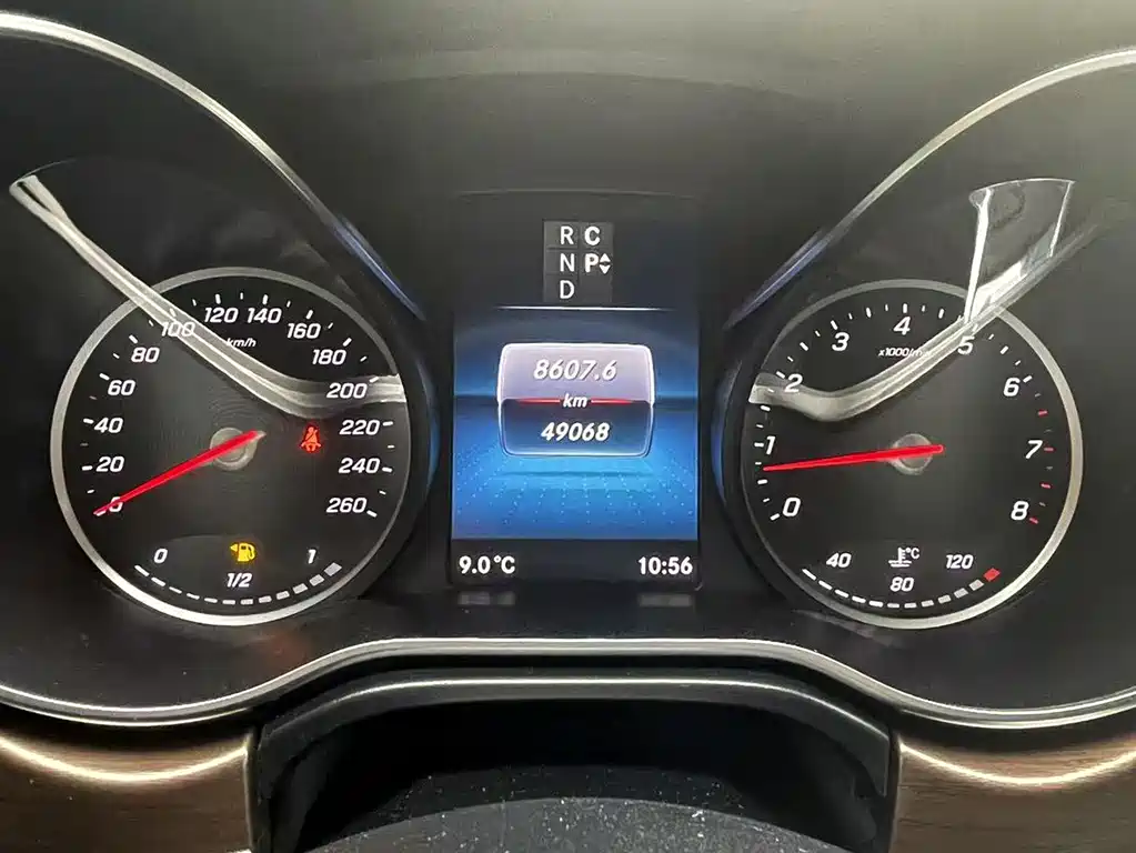 MERCEDES-BENZ V CLASS