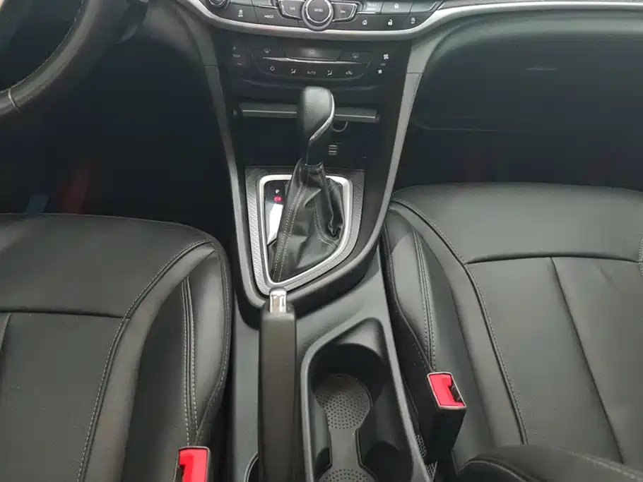 Buick Excelle — миниатюра 16