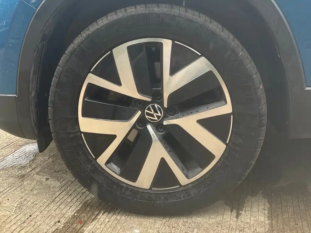 Volkswagen Tayron 2023 330TSI Luxury Plus