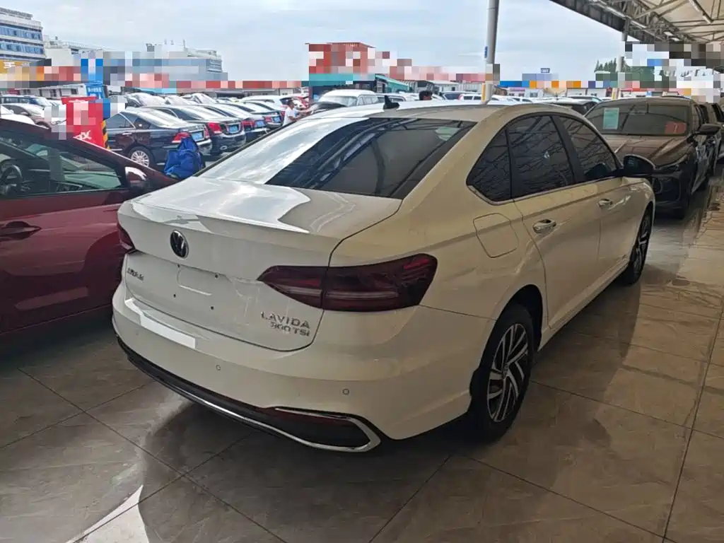 Volkswagen Lavida — миниатюра 7