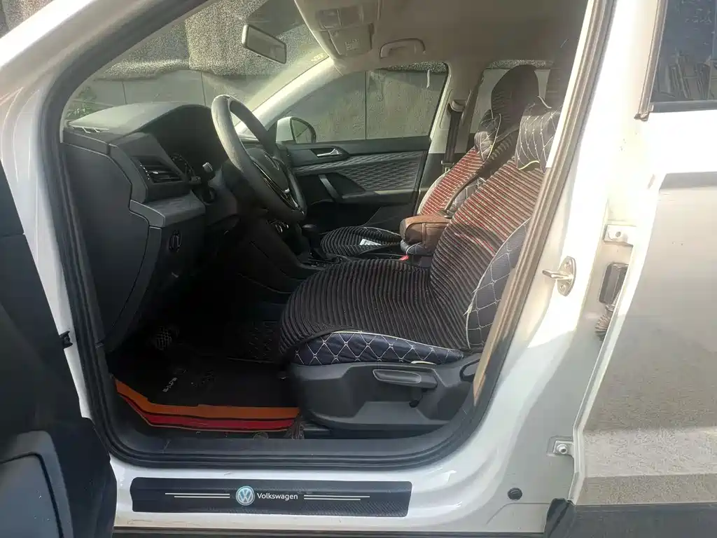 Volkswagen Tharu — миниатюра 4